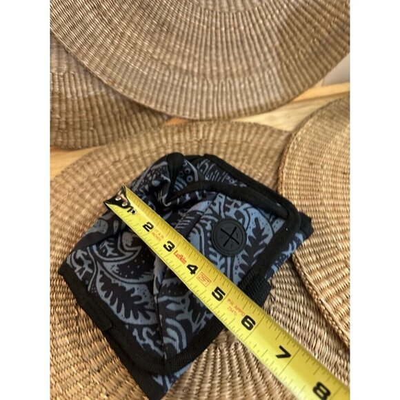 AARP Trifold Wallet Organizer with Black & Gray Pattern - Picture 3 of 9